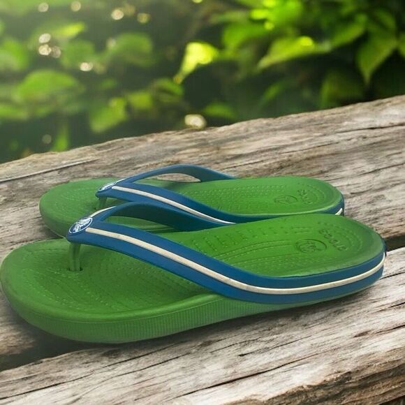 Crocs Neon Green Blue Flip Flop Style Slip-on Shoe Sandal Kids Size 1 - Picture 6 of 8